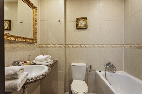 Hotel Zespół Pałacowo Parkowy w Runowie Kraj. (Gmina Więcbork)